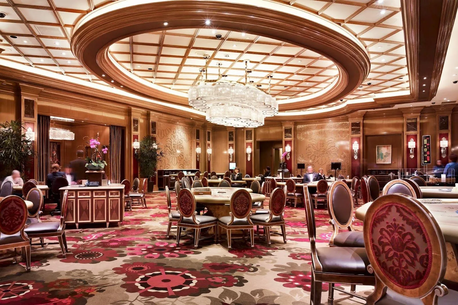 Casino-resort evening with space for dinner and conversation