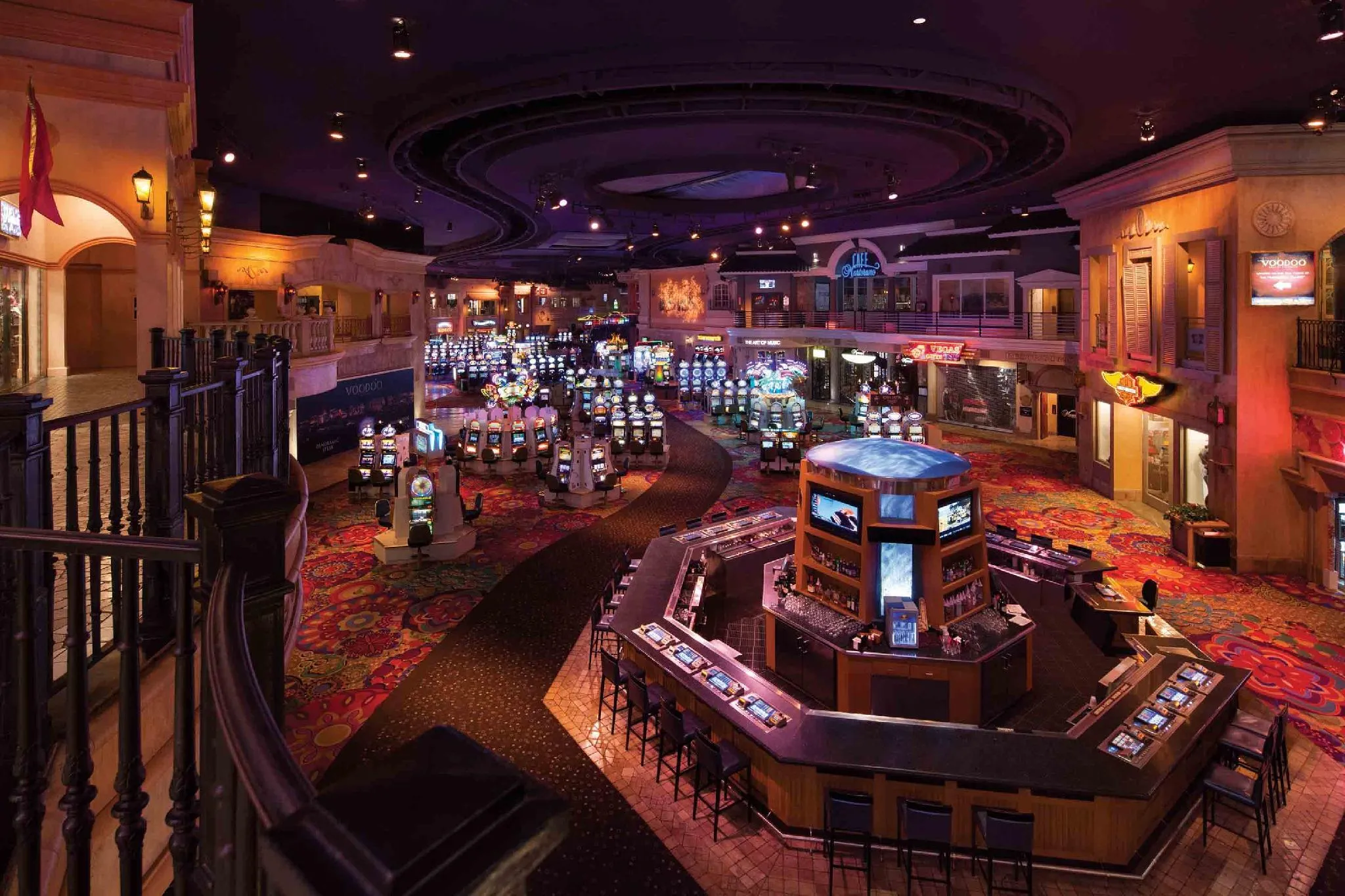 Reading an iGaming screen during quiet hotel downtime